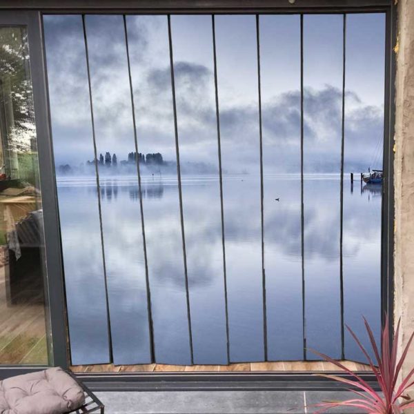 moustiquaire de baie vitrée motif lac